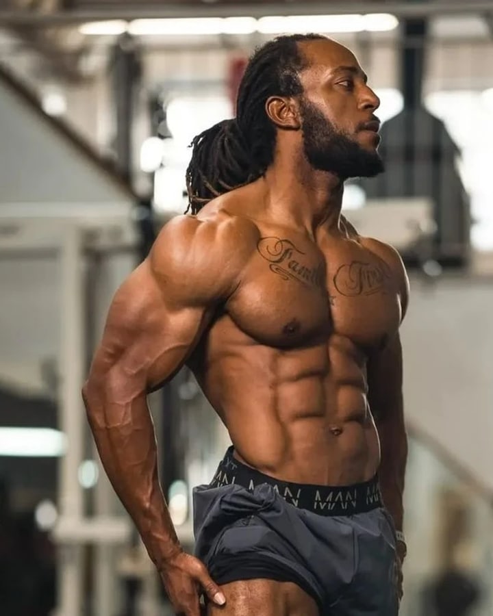 Lee Muscles now
